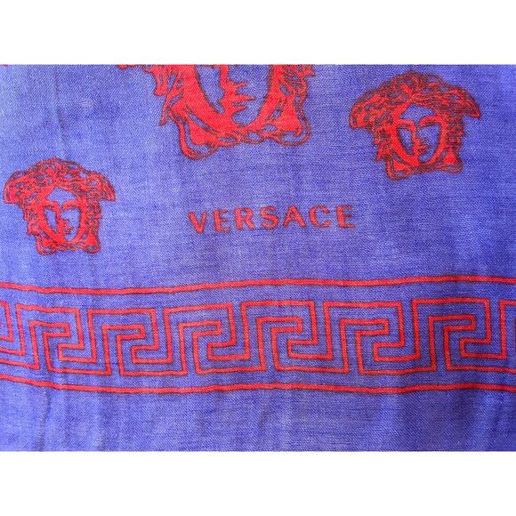 VERSACE Medusa Head Scarf Royal Blue and Ruby Red Print NWT - Picture 4 of 6